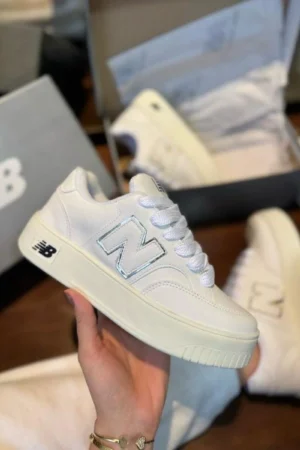 TÊNIS FEMININO NEW BALANCE NOBUCK