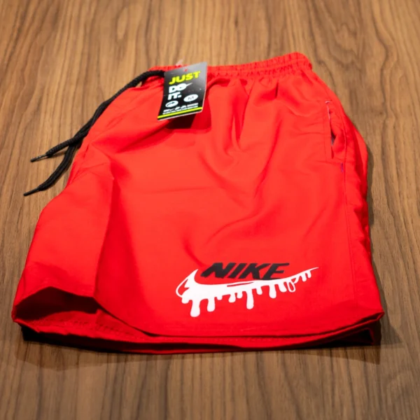Short Masculino Nike Logo Refletivo com Bolso - Imagem 18