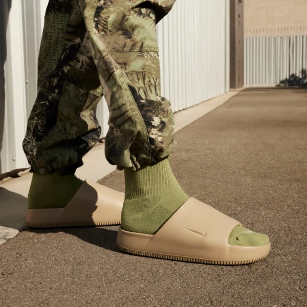 Chinelo Masculino Nuvem Slide Nike - Imagem 37
